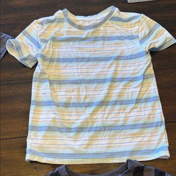 Boys' Assorted T-Shirt Pack - Black, Gray, Blue - Picture 5 of 5